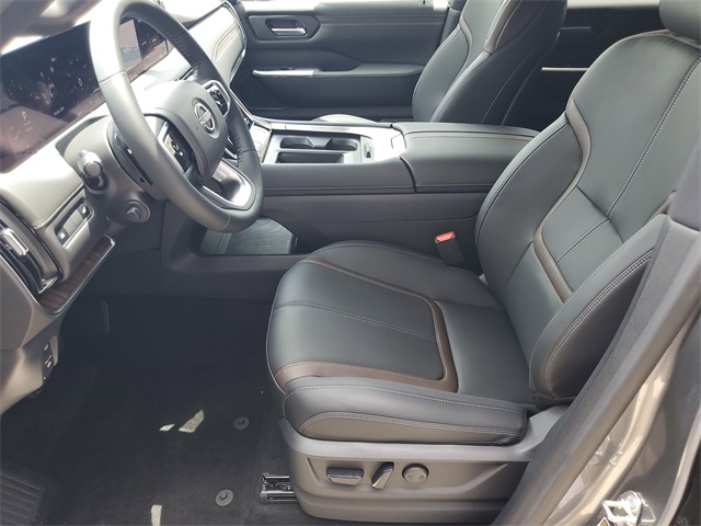 2025 Nissan Armada SL photo 12