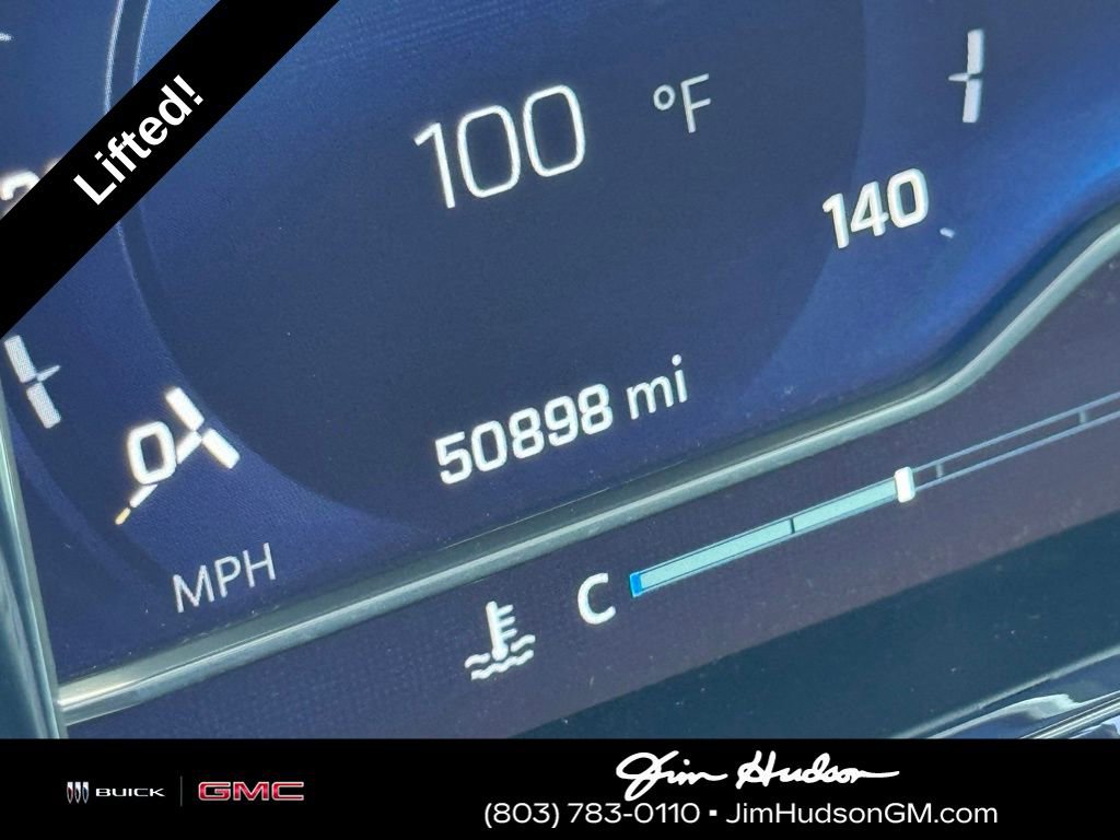 2023 Chevrolet Silverado 1500 RST photo 3