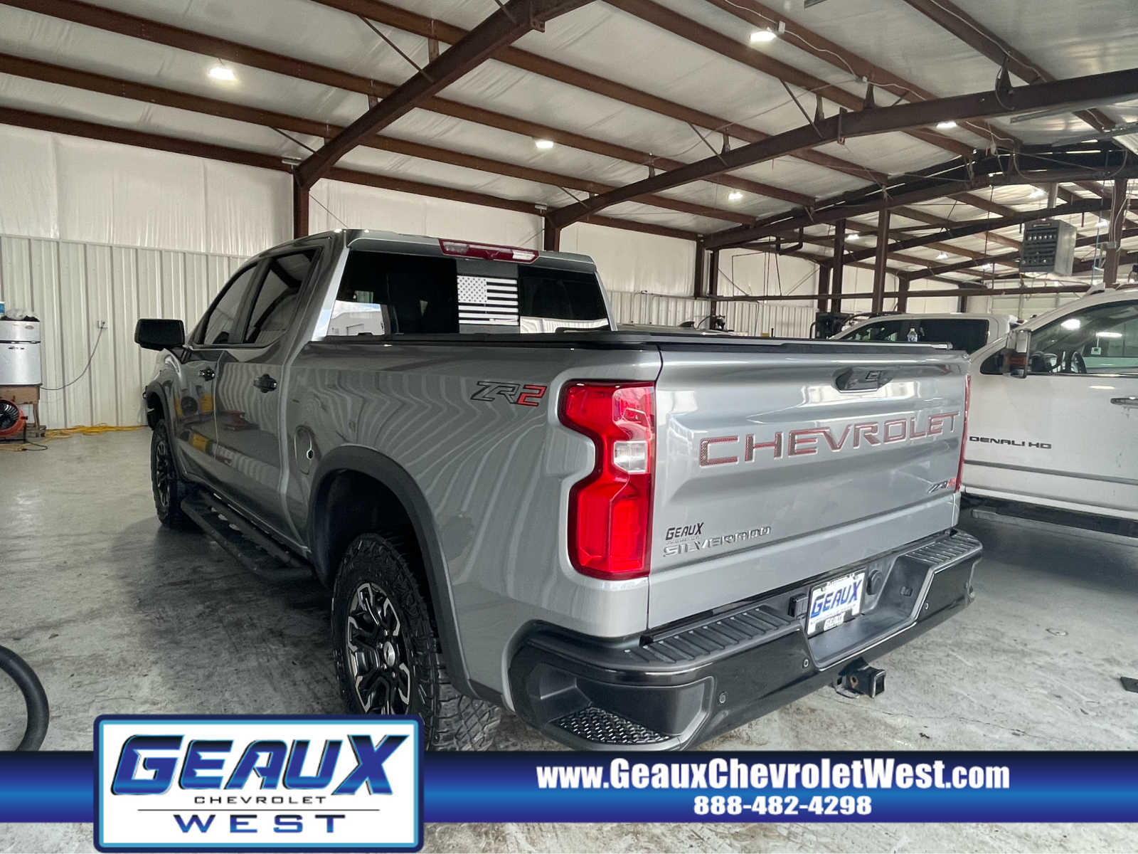 2024 Chevrolet Silverado 1500 ZR2 photo 3