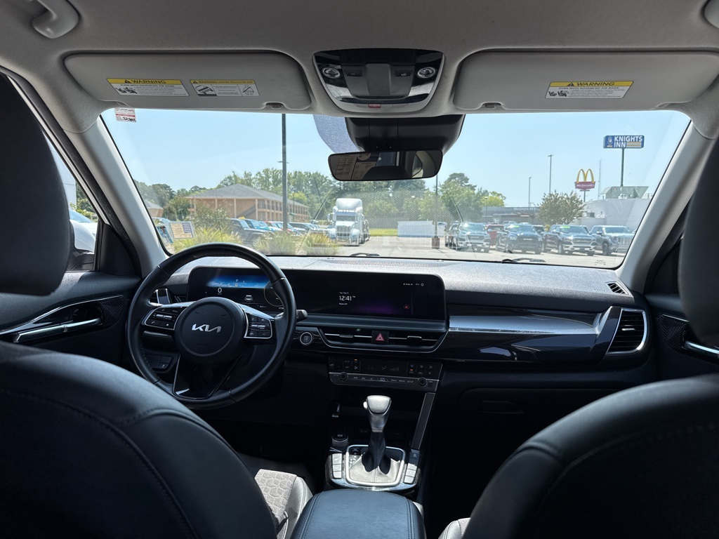 2024 Kia Seltos X-Line photo 32