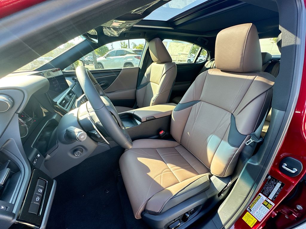 2025 Lexus ES 350 Ultra Luxury photo 24