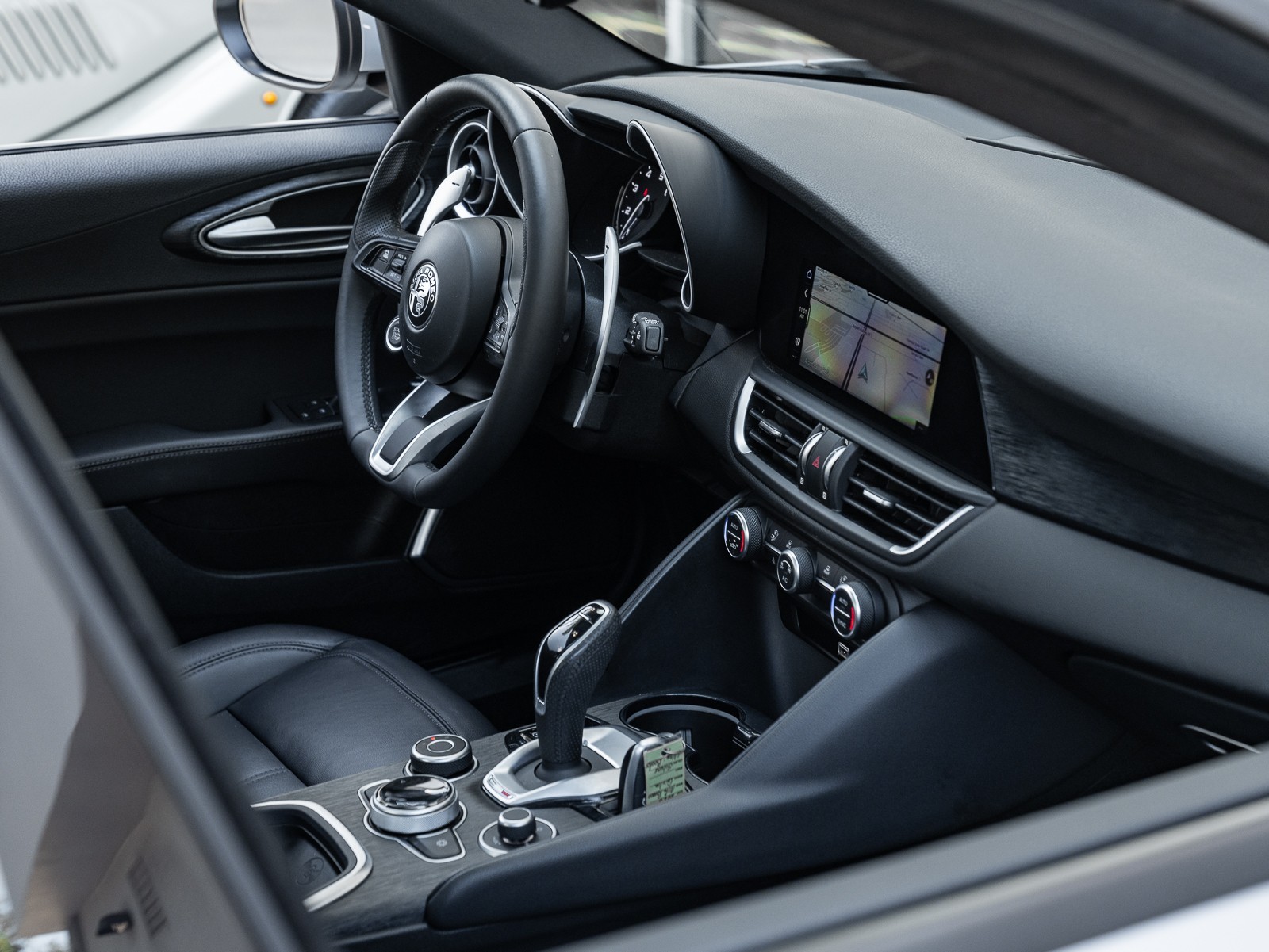 2023 Alfa Romeo Giulia SPRINT photo 13