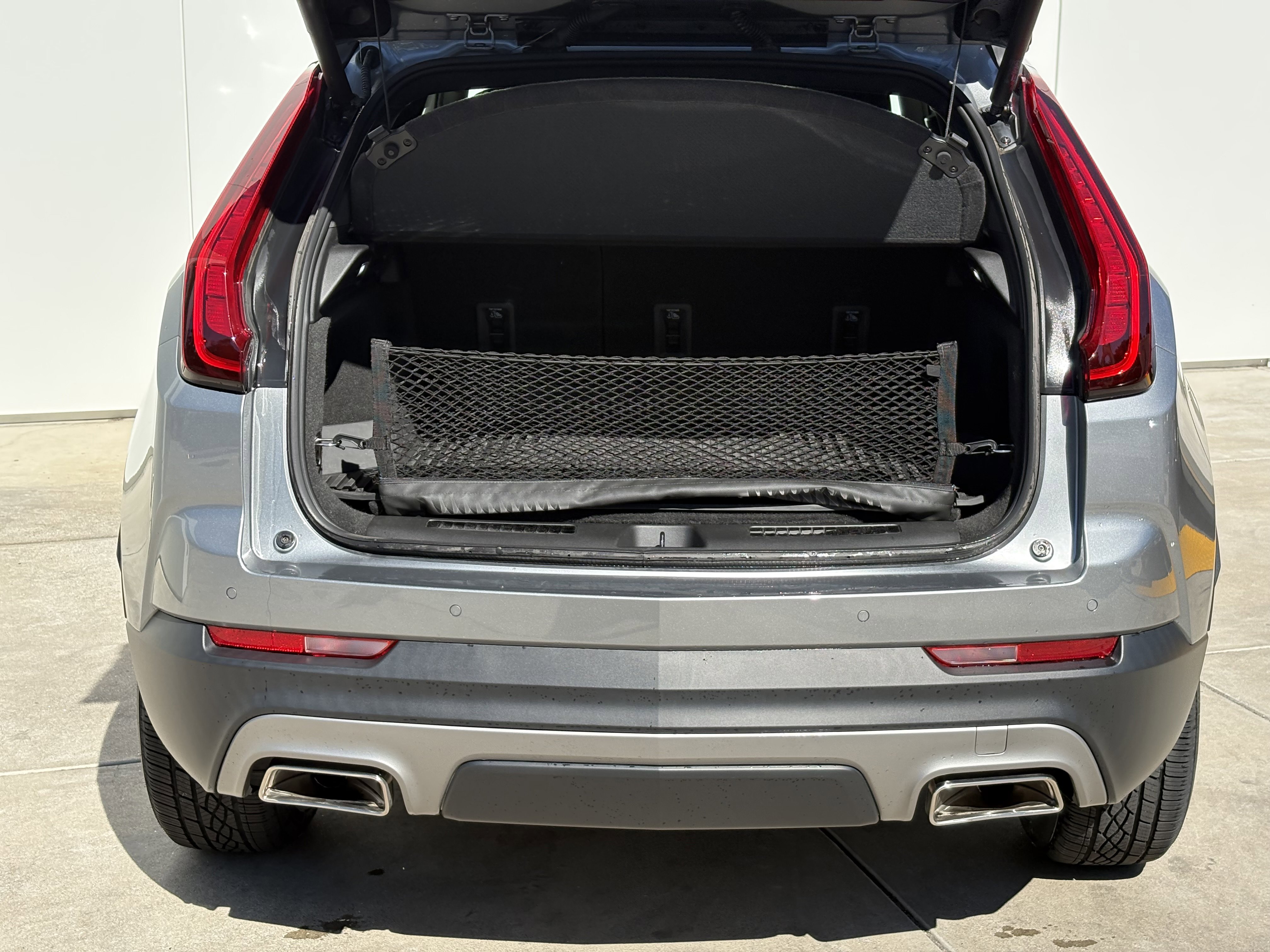2023 Cadillac XT4 Premium Luxury photo 9