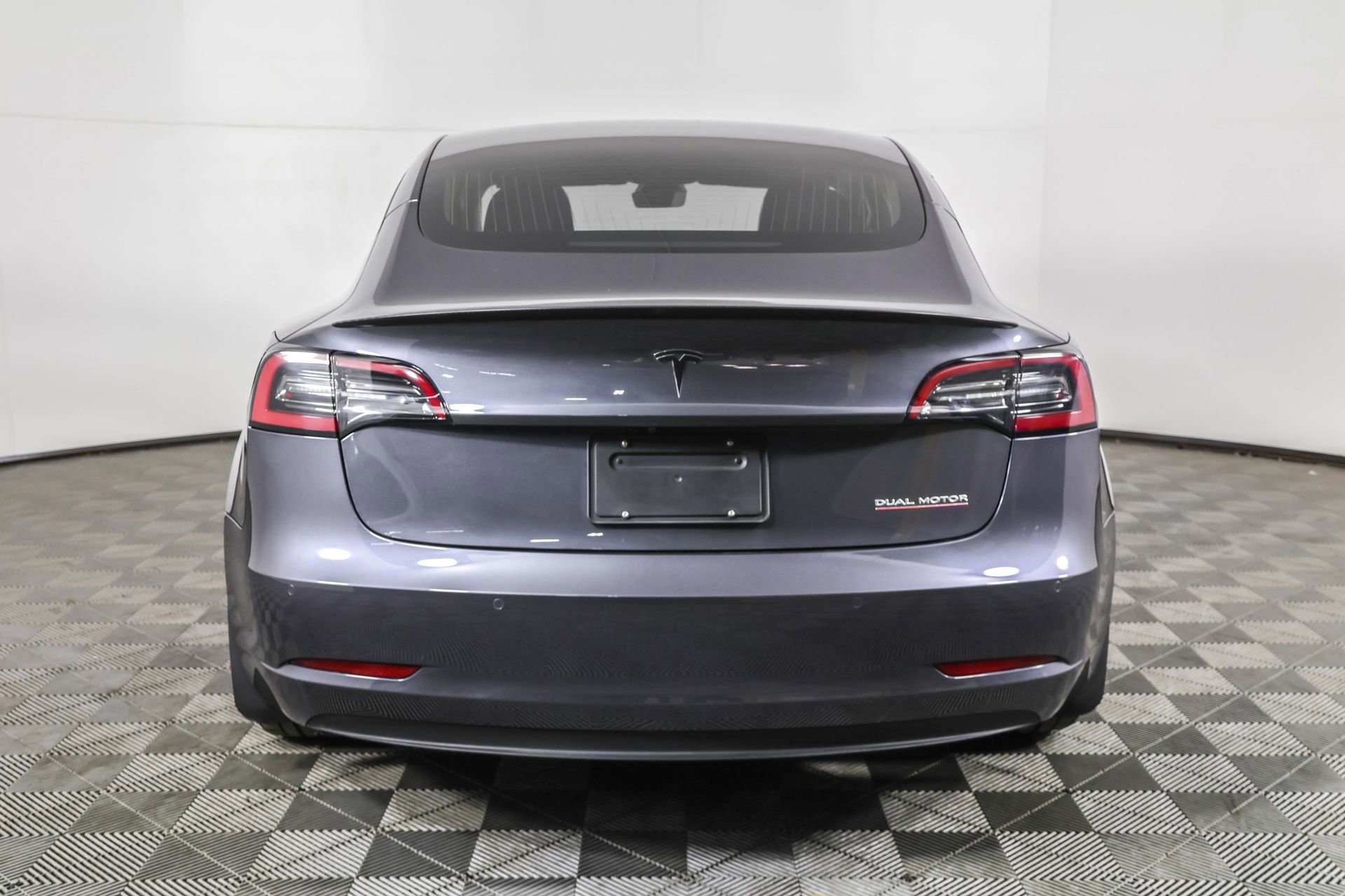 2019 Tesla Model 3 Long Range photo 8
