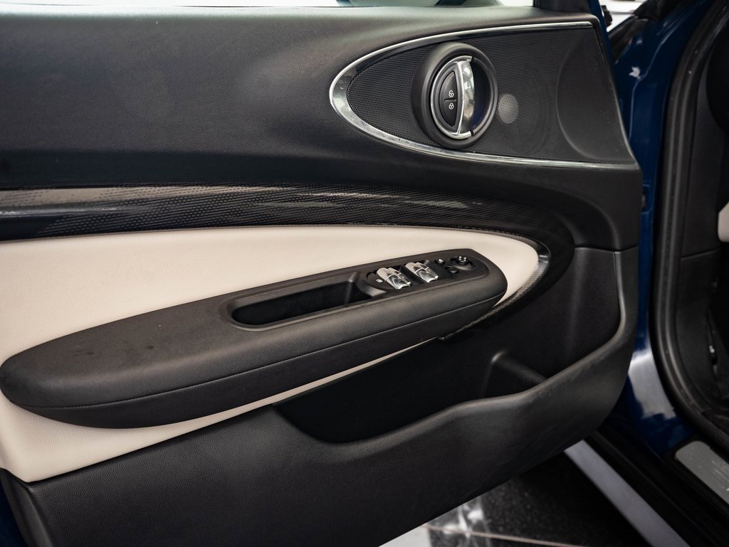 2017 Mini Cooper Base S ALL4 photo 23