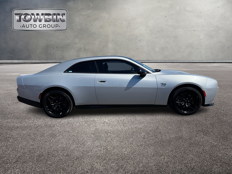 2024 Dodge Charger R/T photo 3