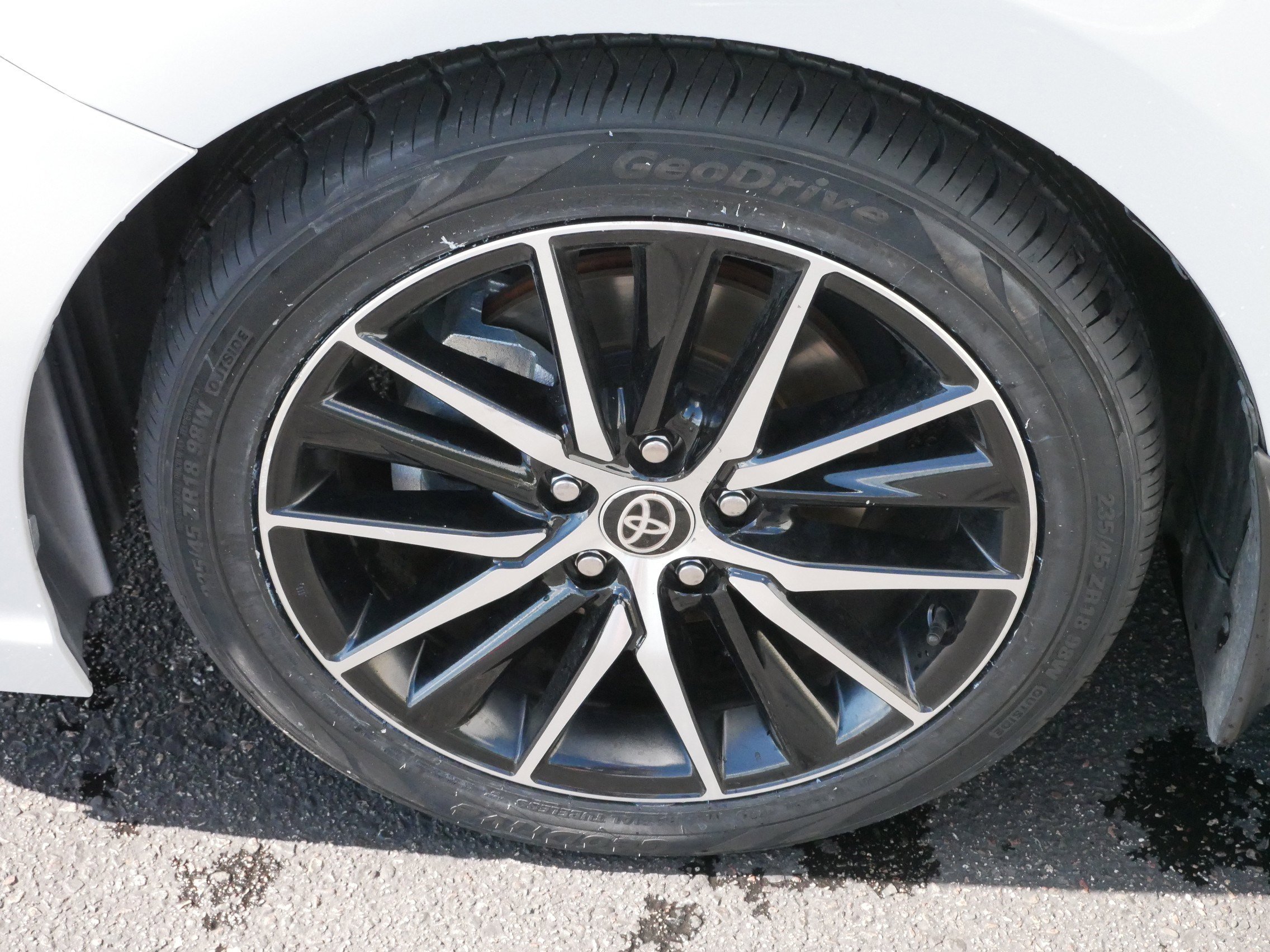 2023 Toyota Camry SE photo 15