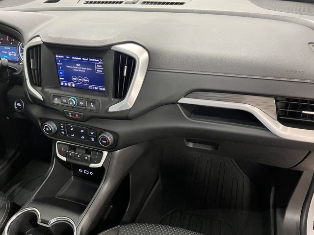 2024 Gmc Terrain SLE photo 18