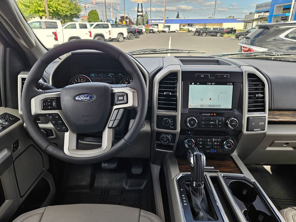 2018 Ford F-150 Lariat photo 24
