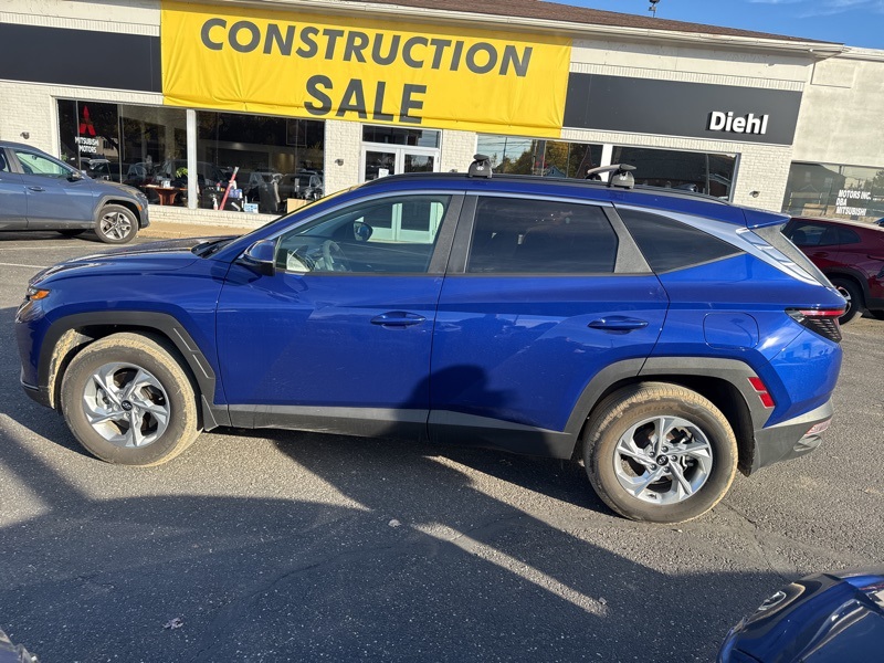 2022 Hyundai Tucson SEL photo 2