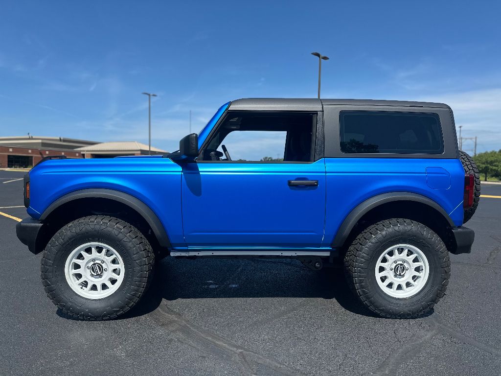 New 2025 Ford Bronco Base 2 Door in Bettendorf #25294 | Lindquist Ford, image size:1024x768