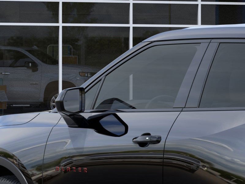 2025 Chevrolet Blazer 2LT photo 10