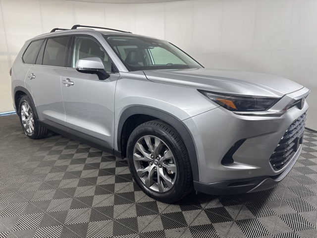 2024 Toyota Grand Highlander Limited's photo