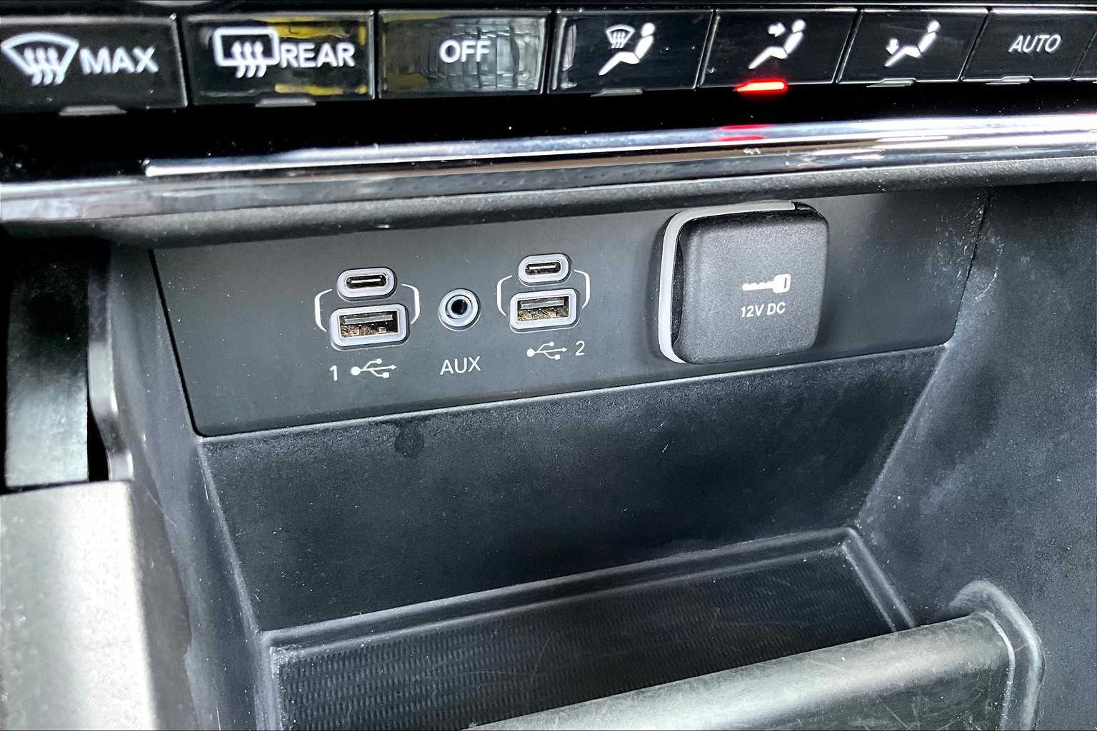 2023 Jeep Grand Cherokee Laredo Altitude photo 31