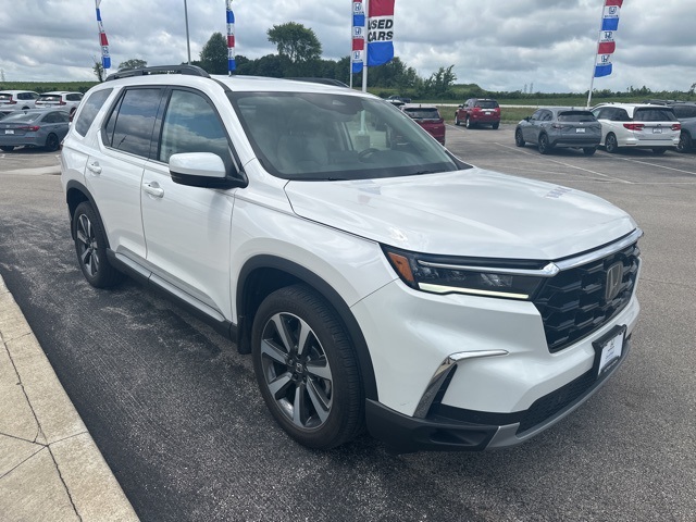 2024 Honda Pilot Touring photo 2