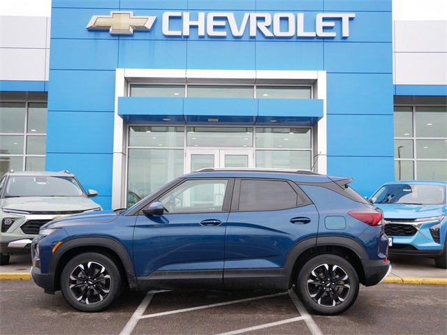 Used 2021 Chevrolet Trailblazer LT with VIN KL79MPSL7MB034939 for sale in Roseville, Minnesota