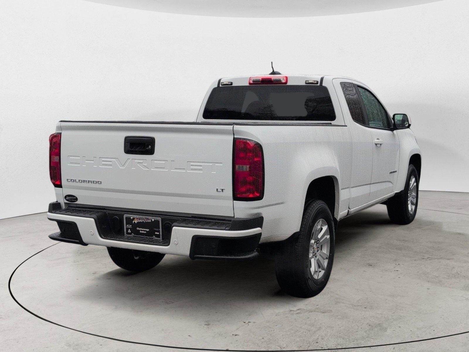 2022 Chevrolet Colorado LT photo 2