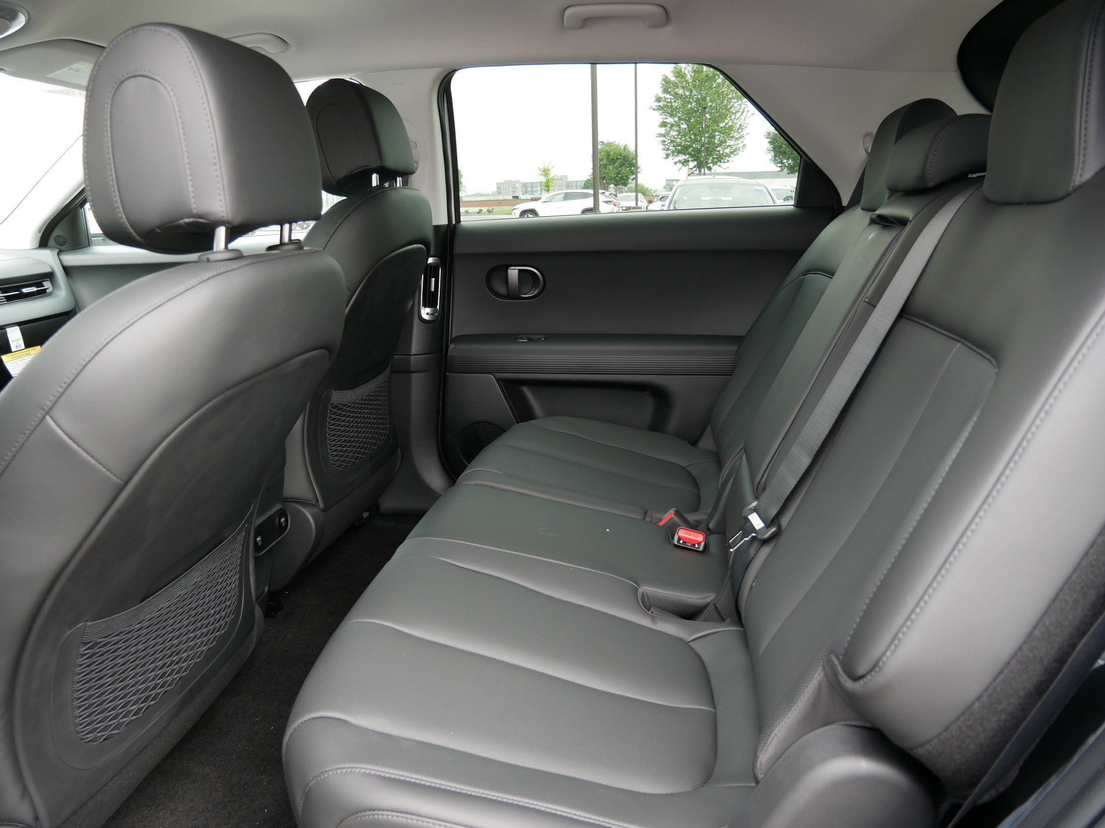 2025 Hyundai Ioniq 5 SEL photo 8