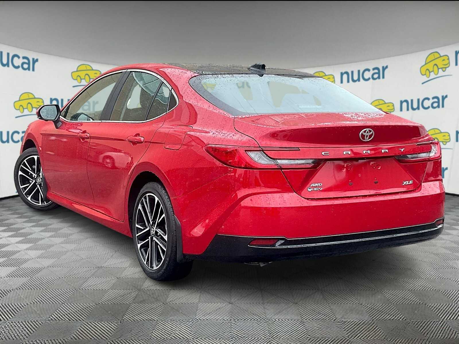 2025 Toyota Camry XLE photo 4
