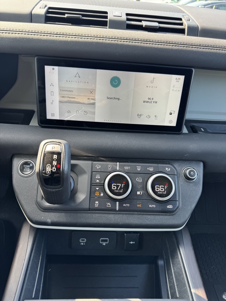 2021 Land Rover Defender 110 S photo 15