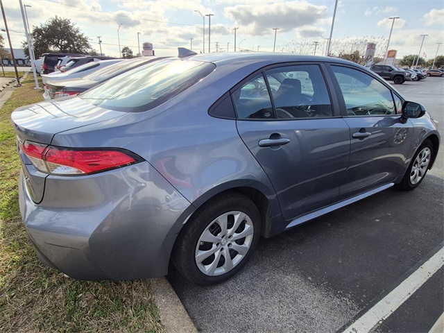 Used 2024 Toyota Corolla LE with VIN 5YFB4MDE4RP113253 for sale in Northfield, Minnesota