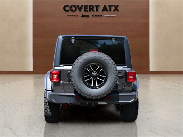 2025 Jeep Wrangler photo 4