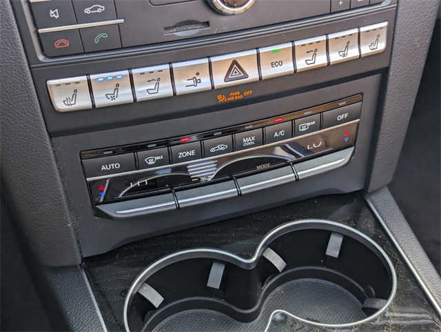 2016 Mercedes Benz E 400 photo 23