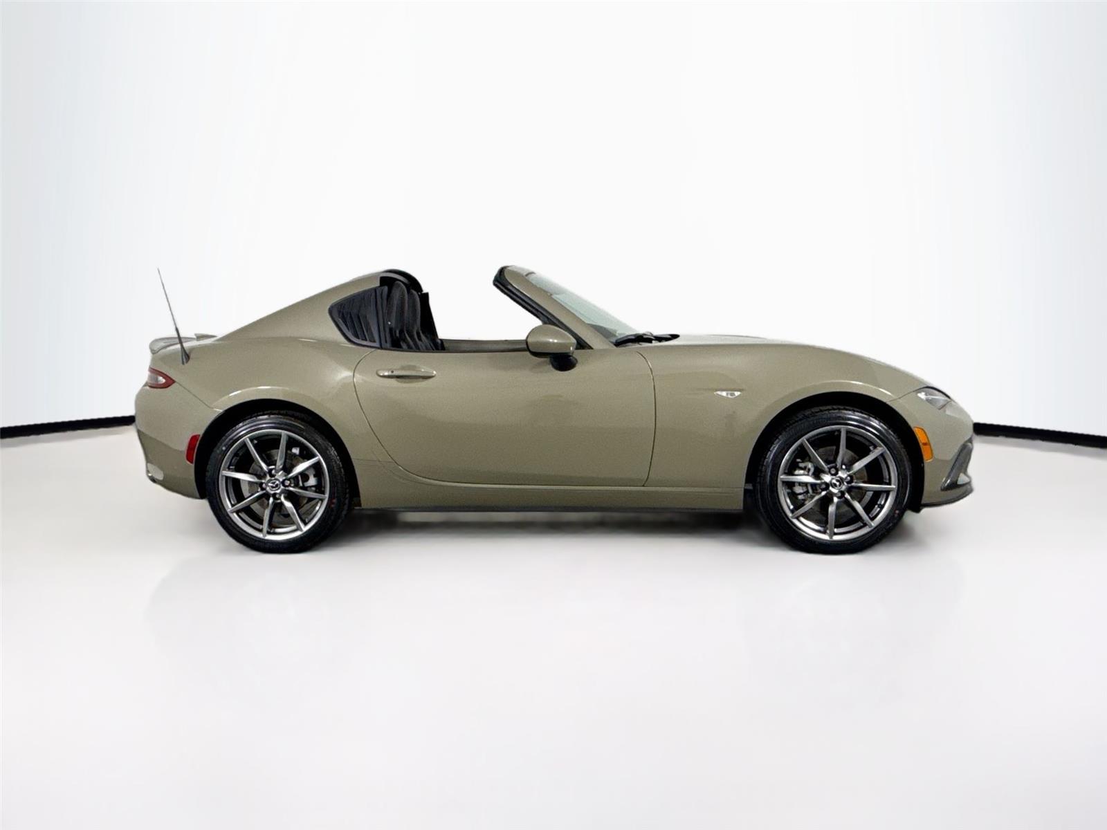 2023 Mazda MX-5 Miata Miata RF Grand Touring photo 15