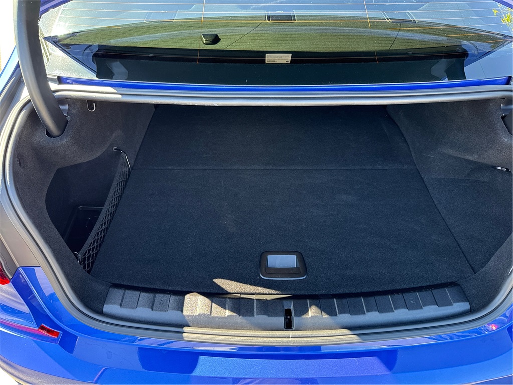 2022 Bmw 330e 3-Series photo 13