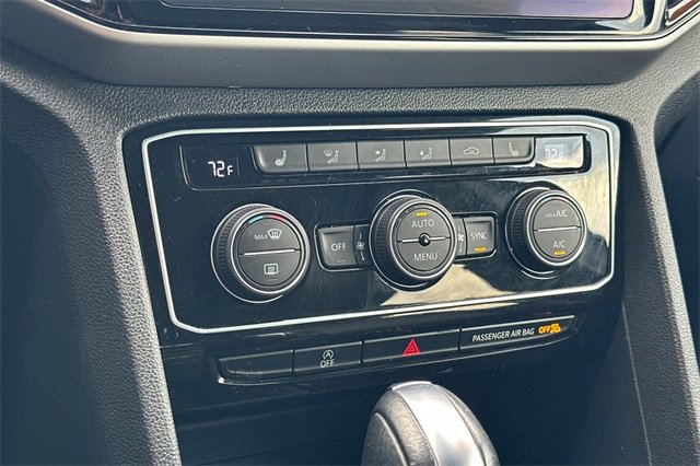 2022 Volkswagen Atlas Cross Sport V6 SE Technology photo 18