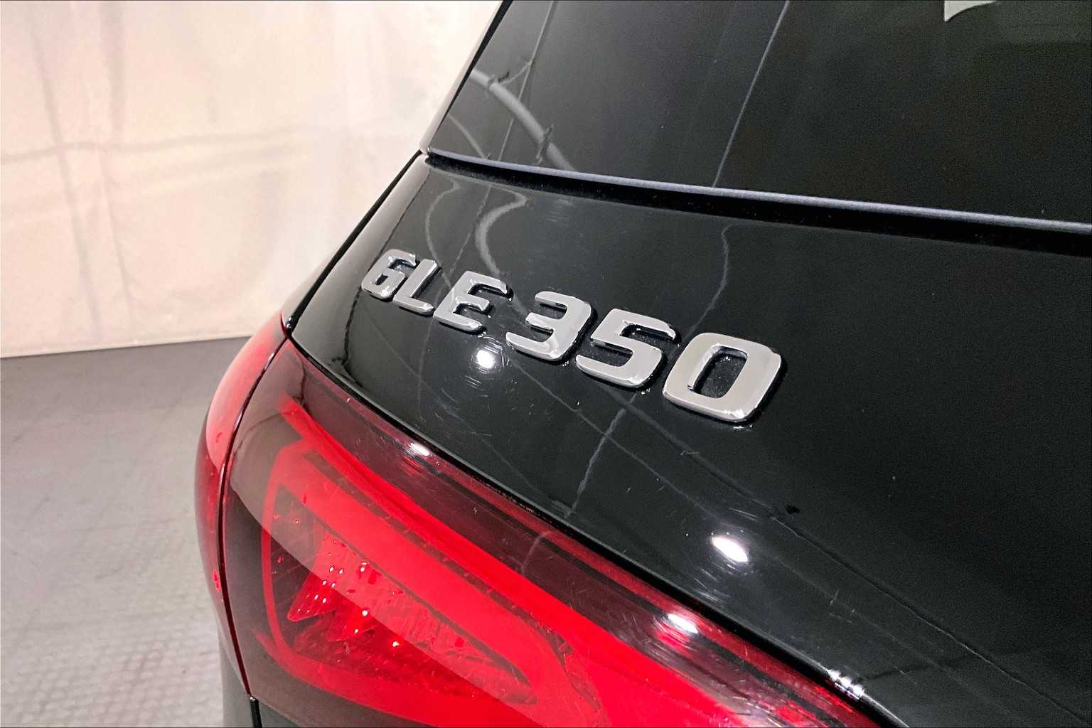 2023 Mercedes Benz GLE 350 4MATIC photo 9