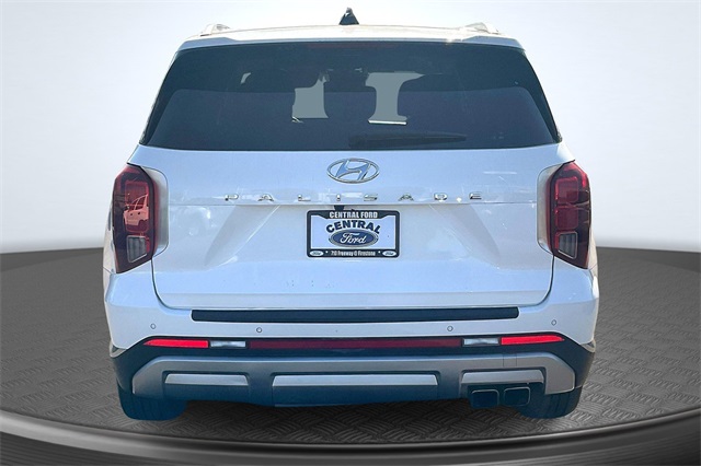 2024 Hyundai Palisade Limited photo 3