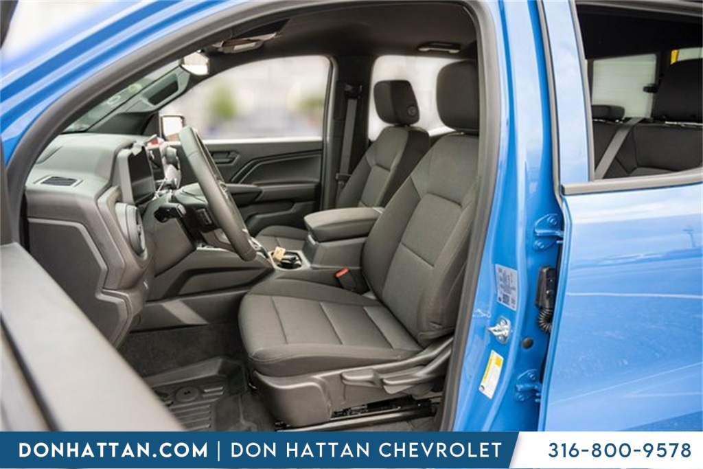 2026 Chevrolet Colorado Trail Boss photo 3