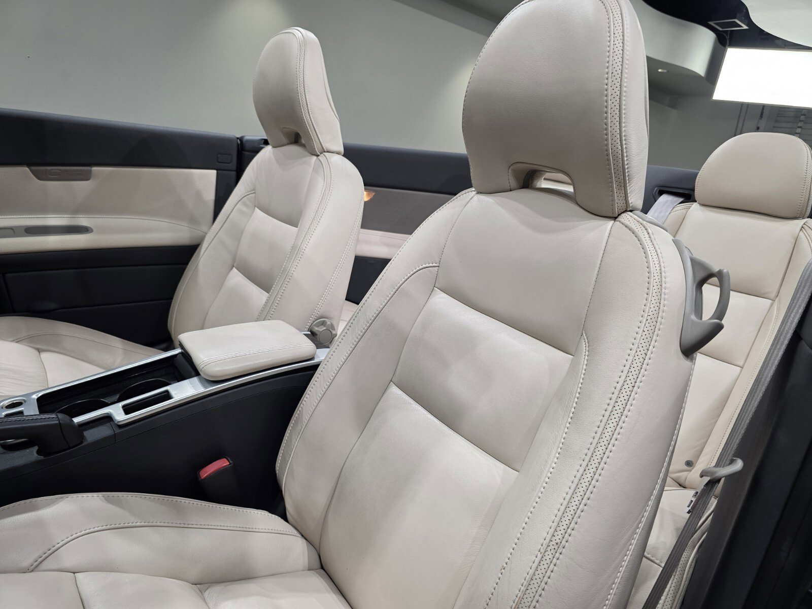 2013 Volvo C70 T5 photo 8