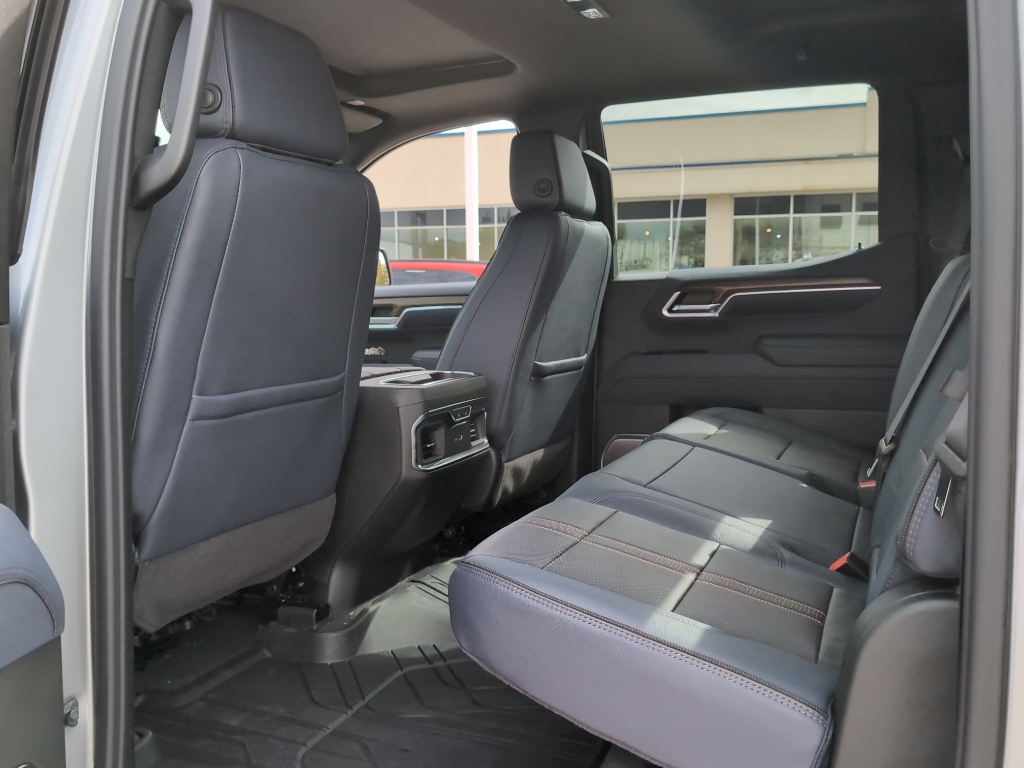 2026 Chevrolet Silverado 1500 High Country photo 27