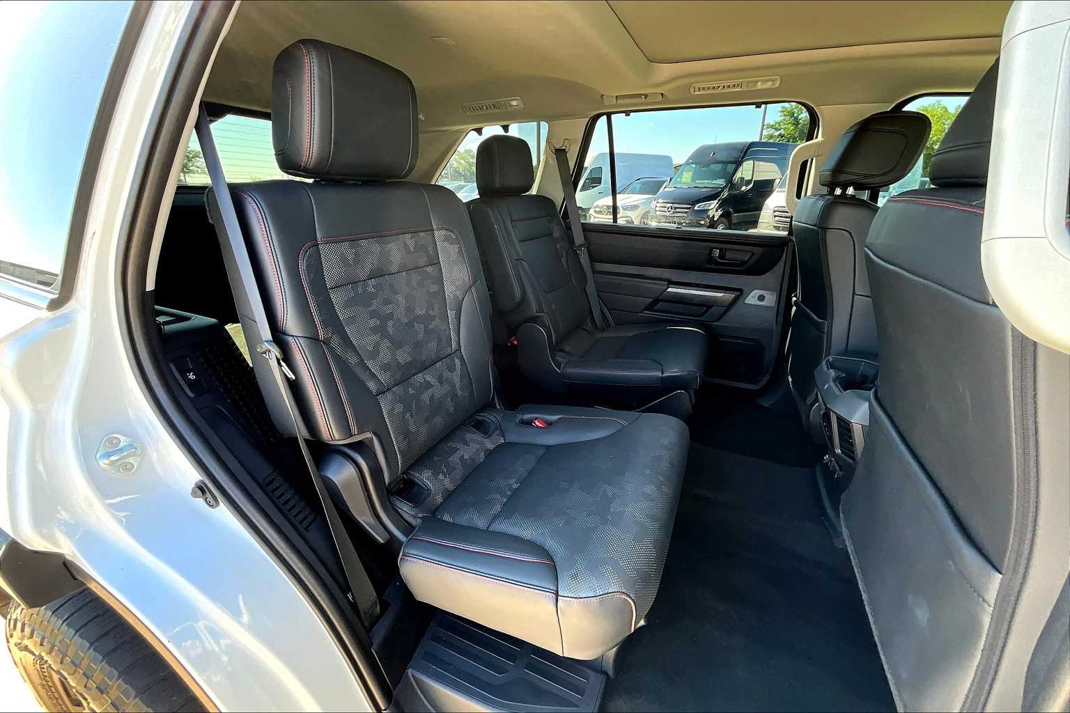 2023 Toyota Sequoia TRD Pro photo 18