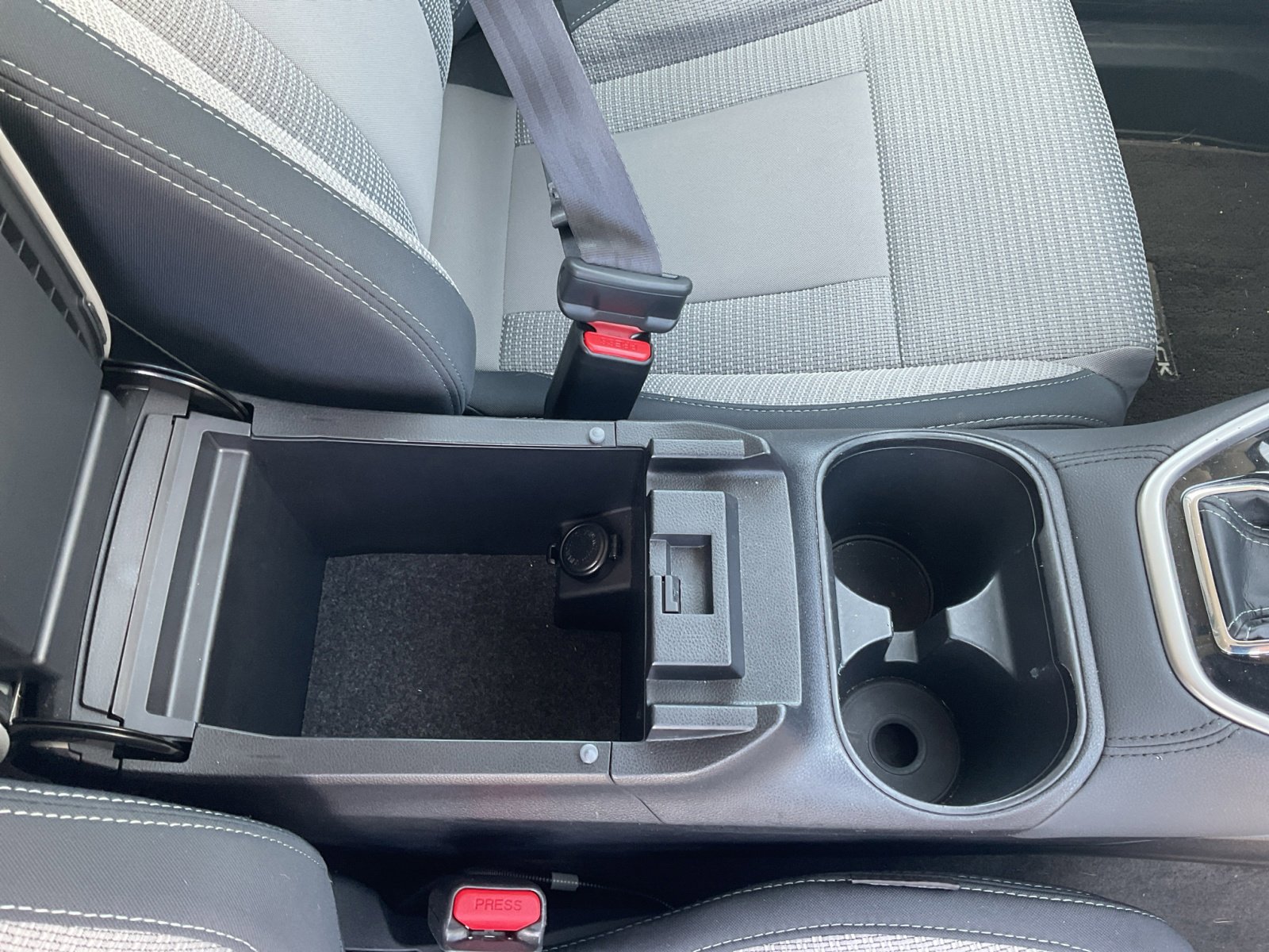 2023 Subaru Outback Premium photo 23