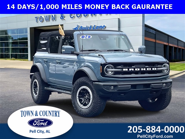 2024 Ford Bronco 4-Door Outer Banks's photo