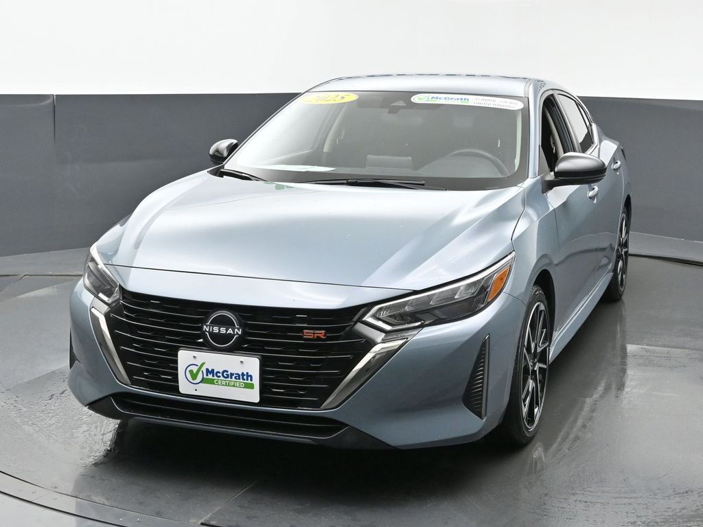 2025 Nissan Sentra SR photo 4
