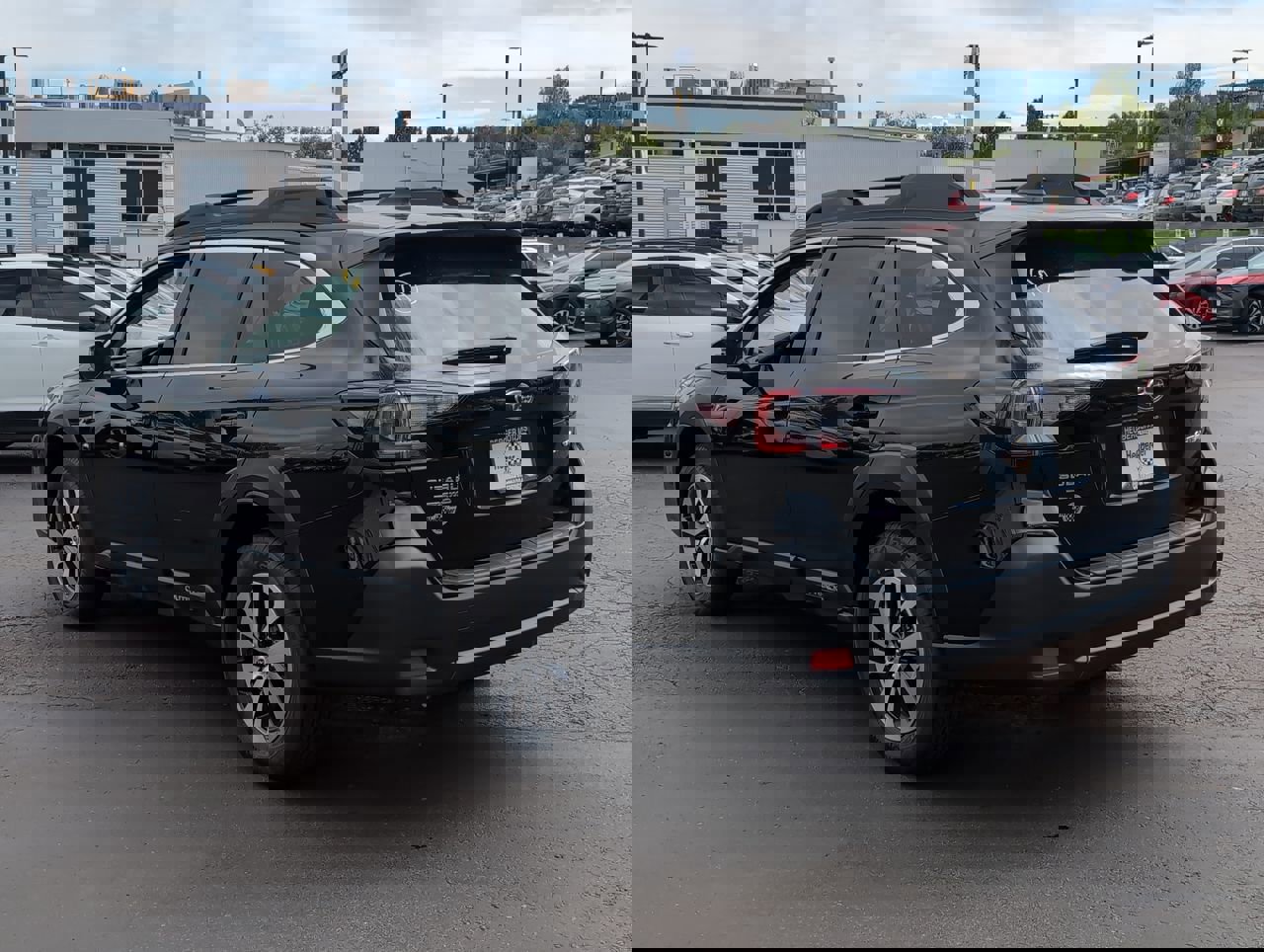 2025 Subaru Outback Premium photo 5
