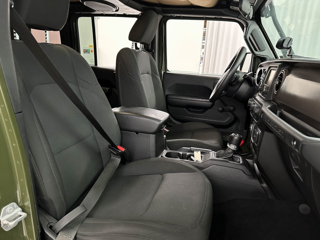 2020 Jeep Wrangler Unlimited Willys photo 18