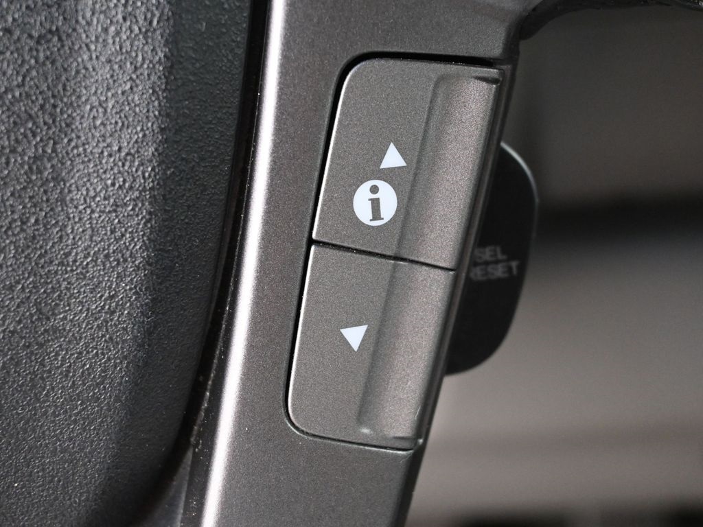 2015 Honda Pilot Touring photo 18