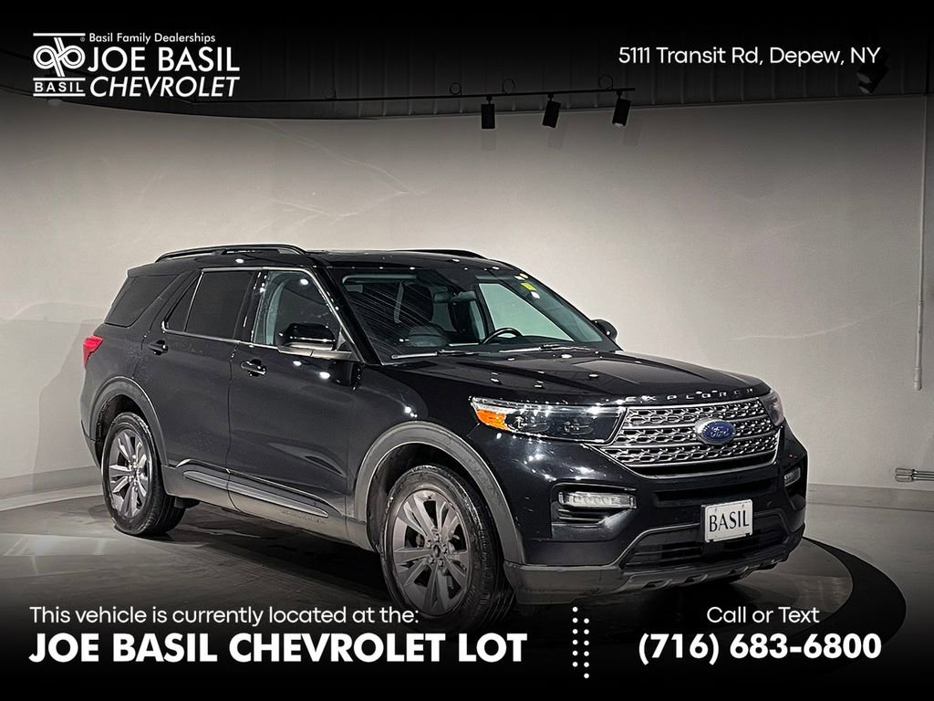 2022 Ford Explorer XLT's photo