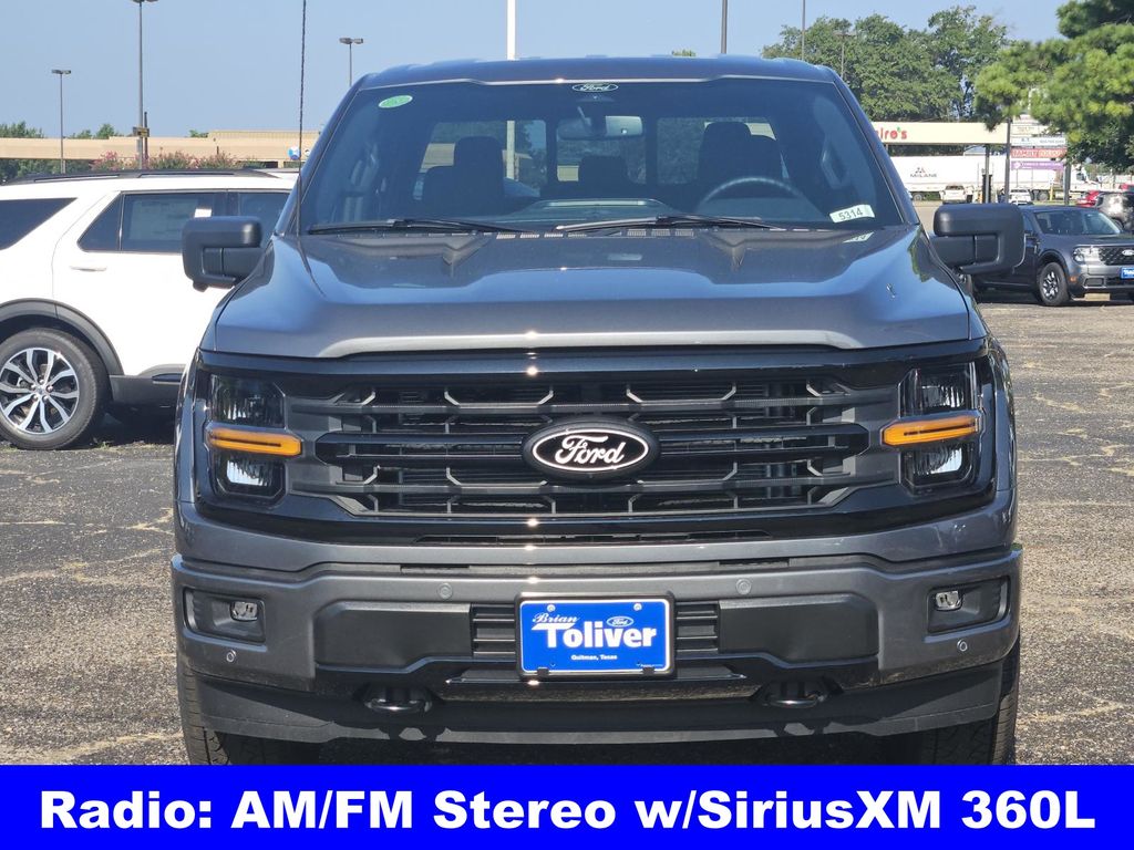 2025 Ford F-150 XLT photo 3