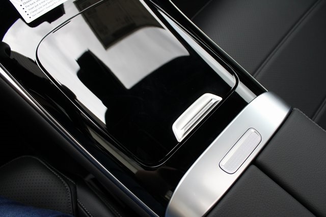 2024 Mercedes Benz GLC 300 4MATIC photo 17