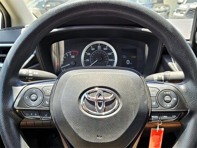 2022 Toyota Corolla LE photo 21
