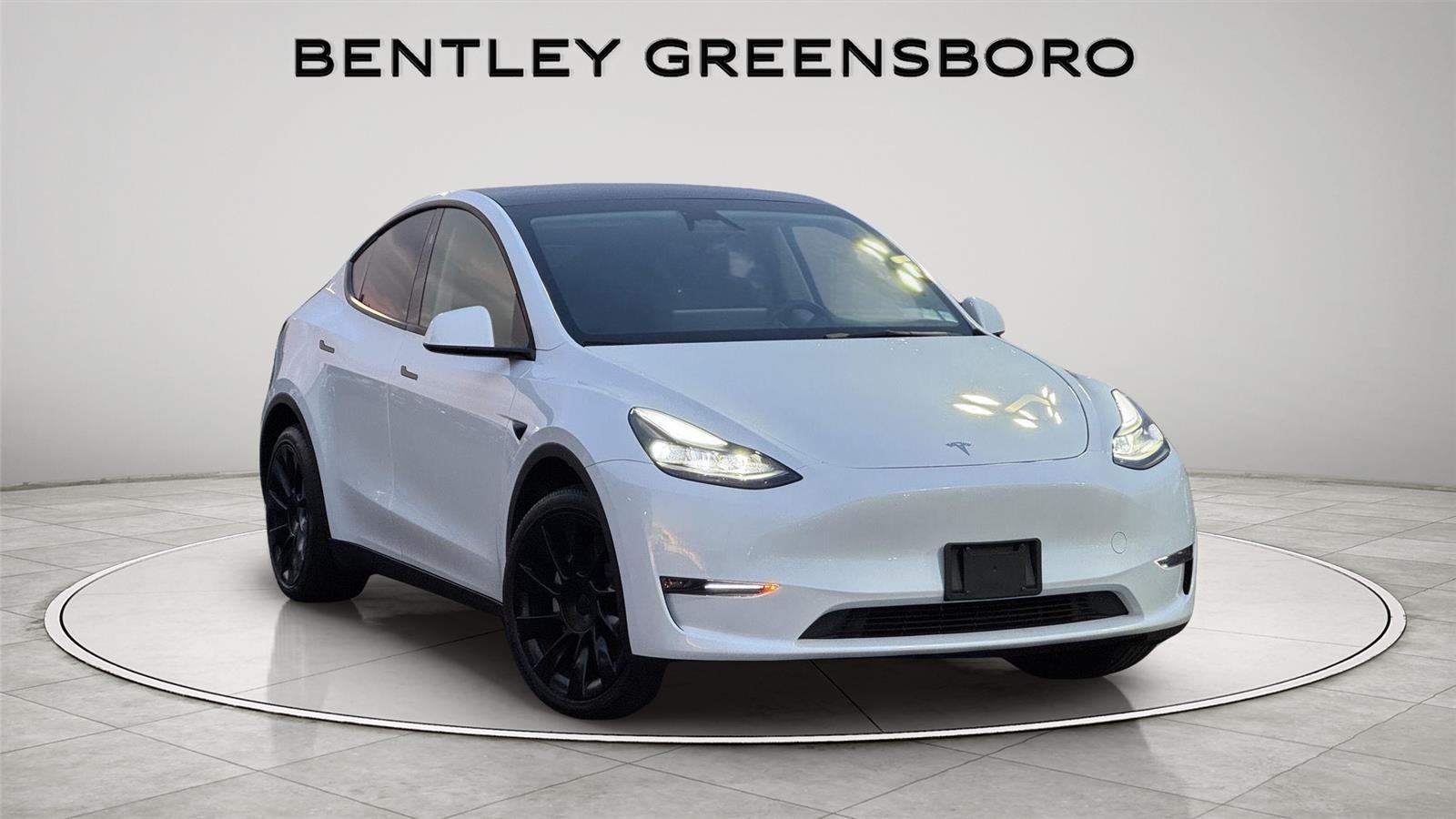 2024 Tesla Model Y Long Range's photo