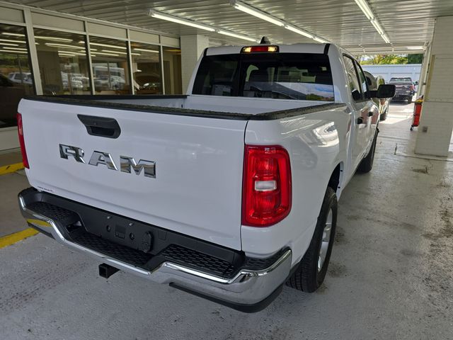 2025 Ram 1500 Tradesman photo 4