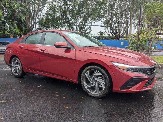 2025 Hyundai Elantra SEL Convenience photo 2