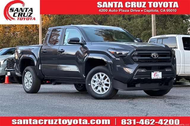 2025 Toyota Tacoma SR5's photo